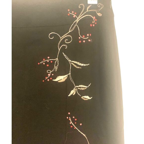 Ann Taylor Artsy Wool Skirt 4P Black Embroidered Floral A Line Side Zip Boho - Picture 5 of 9